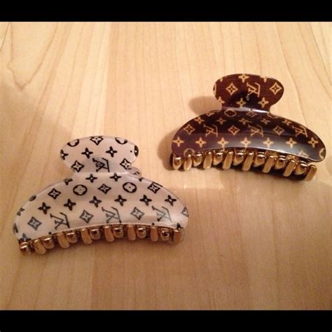 louis vuitton hair clip.